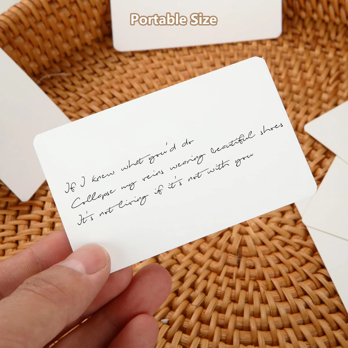 AKOLAFE 800 Pezzi Bianca Carta Kraft 89x54 mm Tarjetas De Papel Kraft Alta Qualità Biglietti da Visita Carte di Carta Kraft Fai Da Te Carta di Messaggio Vuoto Per Fai Da Te, Apprendimento, Memoria