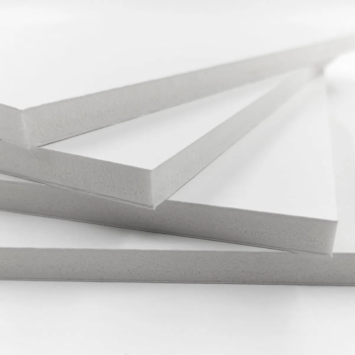 Cartone penna bianca A3 Confezione da 4 pezzi da 10 mm Foam Board Pannello leggero rigido e liscio per artigianato modellismo esposizione decorazione (spessore 10 mm, A3-29,7 x 42 cm)