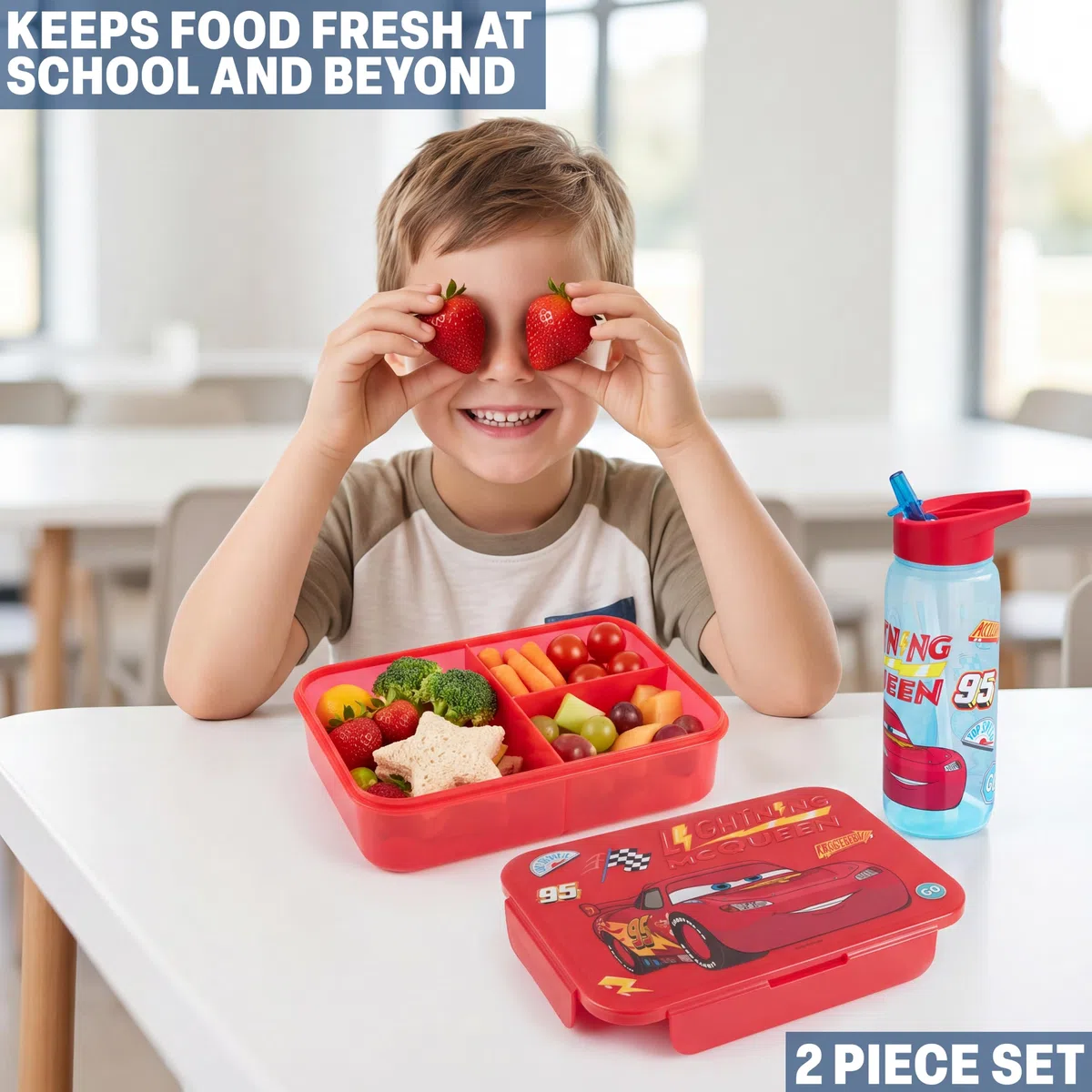 Get Trend Disney Cars Saetta McQueen Porta Pranzo Bambini, Set 2 Pezzi con Senza BPA Bento Box 3 Scomparti e Borraccia Coperchio Apribile con Cannuccia 640 ml, Idea Regalo (Multi Lightning McQueen)