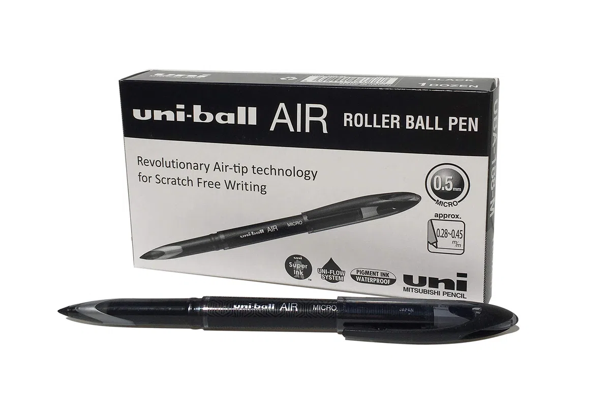 Penna rollerball UB-188-Micro Air, inchiostro nero Super Ink, a prova di manomissione, pennino per penna stilografica, scatola da 12 pezzi
