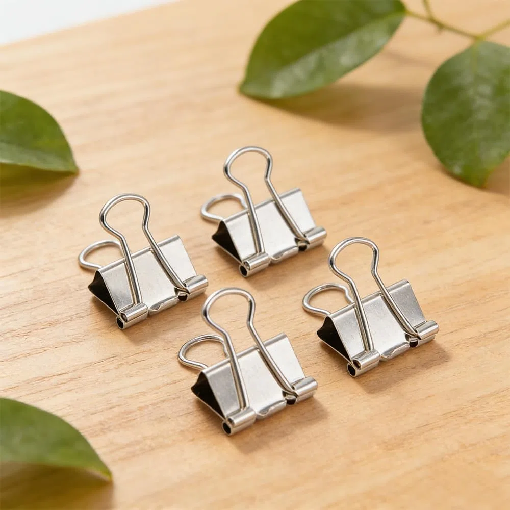 200 Pezzi 15mm Clip per Raccoglitori Mollette Pieghevoli Pinze Clip Pieghevoli in Metallo Piccole Foldback Binder Clips Argentata Multifunzione Molle per L'ufficio, Scuola e Casa Carta e Foto