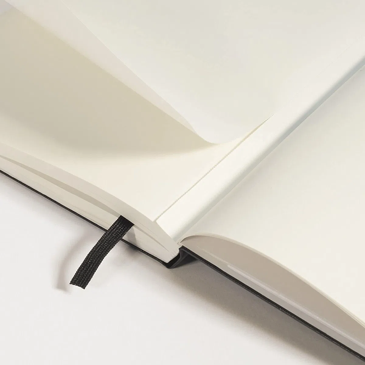 LEUCHTTURM1917 357486 - Taccuino tascabile formato A6, copertina rigida, a pois, colore: Verde