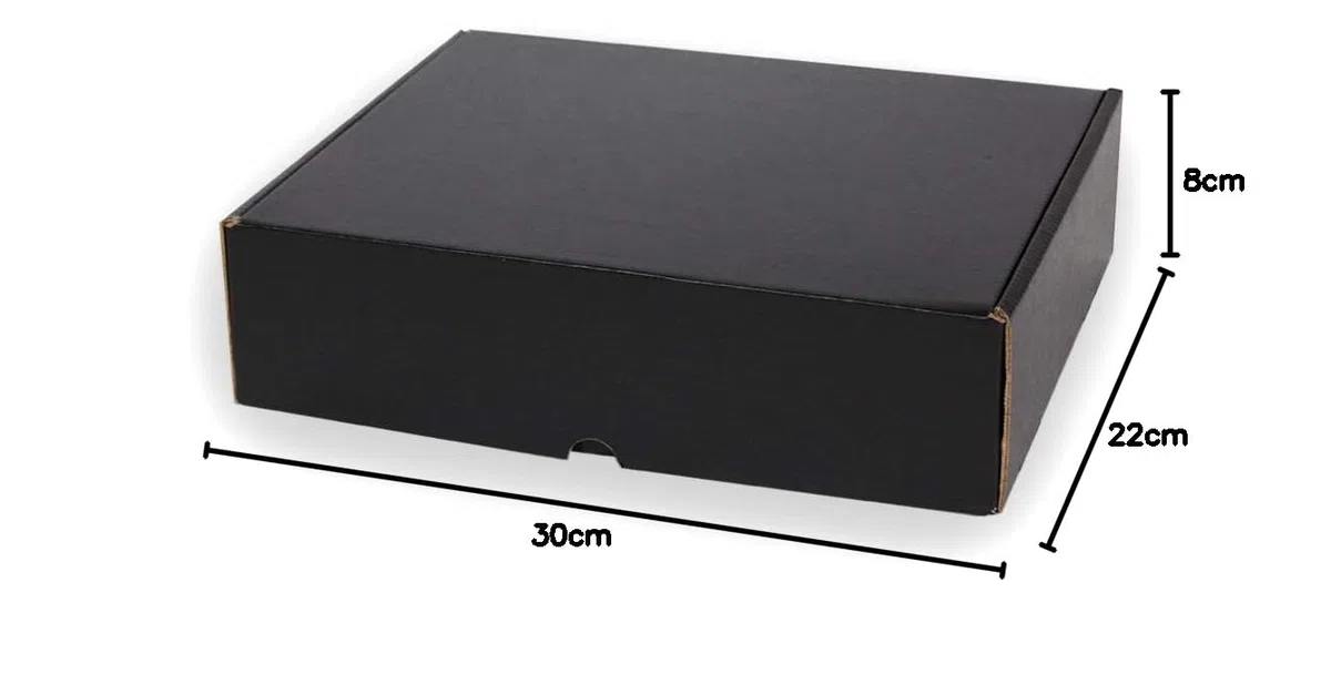 Only Boxes - Confezione da 20 scatole di cartone nero per spedizioni, scatole auto montanti, ideali per regalo, in cartone resistente, misura L, dimensioni 30 x 22 x 8 cm