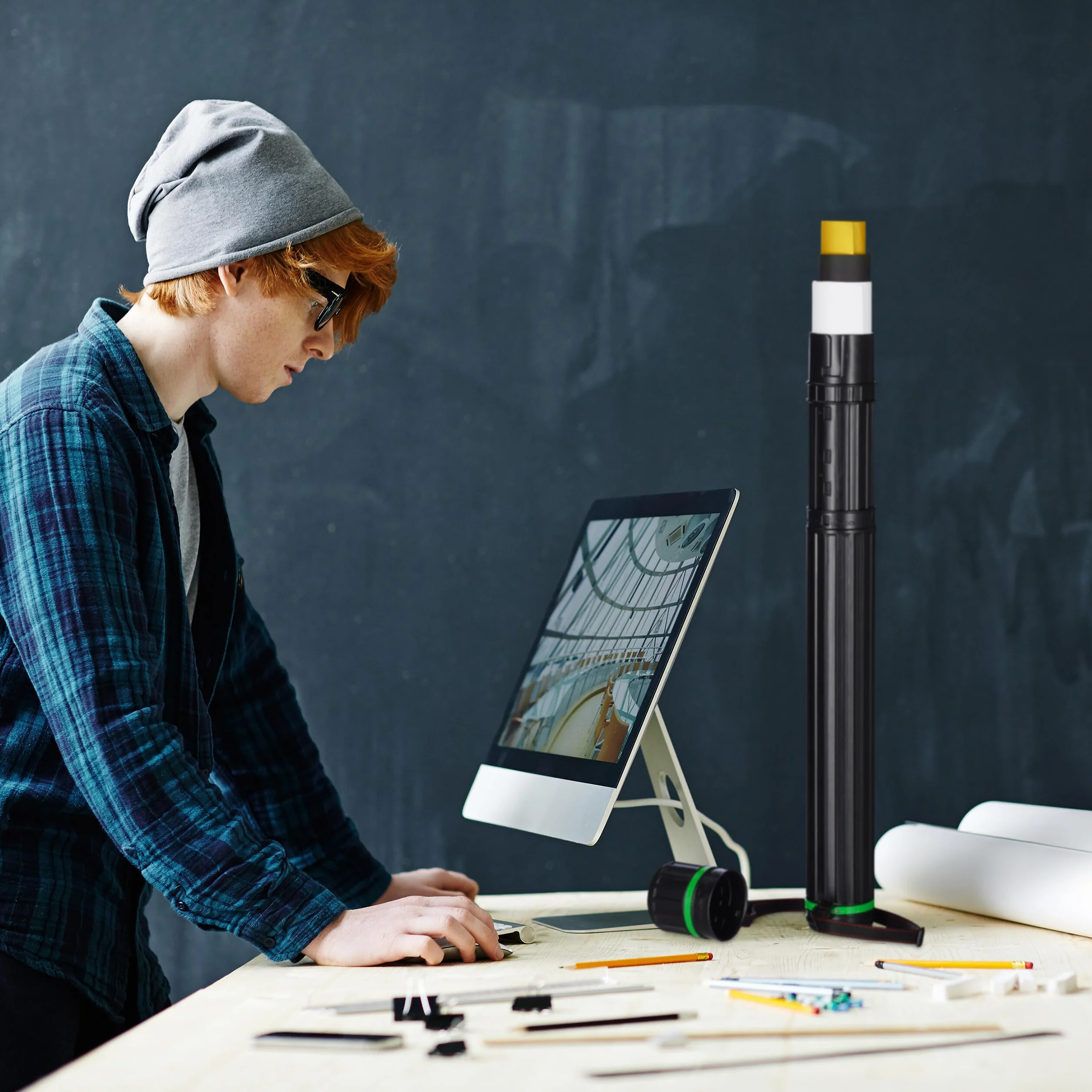 Relaxdays Tubo Portadisegni, Set da 2, Formato Max. A0, Cintura Regolabile Tappo a Vite, 64-107 cm, Plastica, Nero Verde