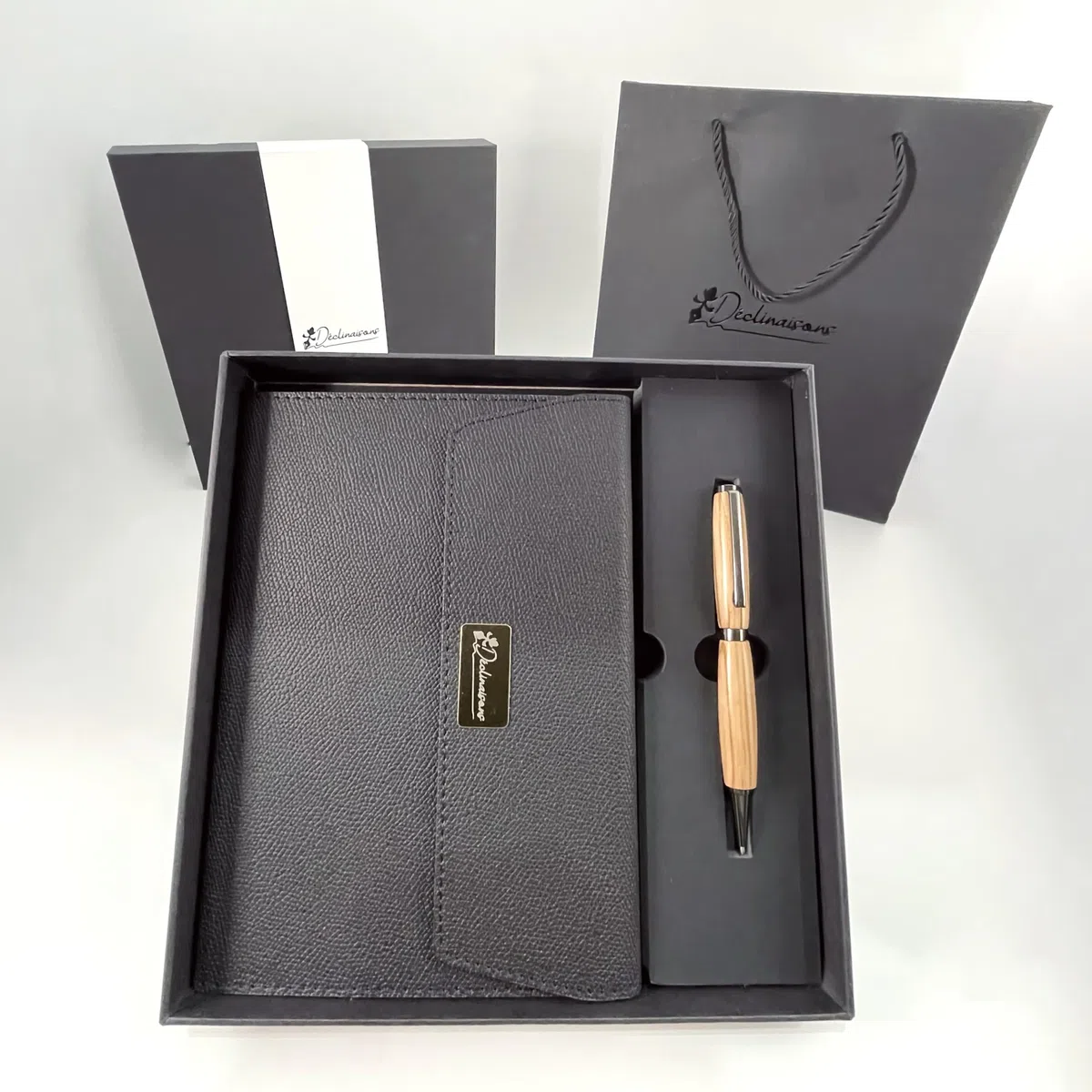Set di scrittura : Penna Sfera Legno di Ulivo Italiano Personalizzato + Taccuino A5. Confezione regalo | Natale, Affari, Dottore, Anniversario
