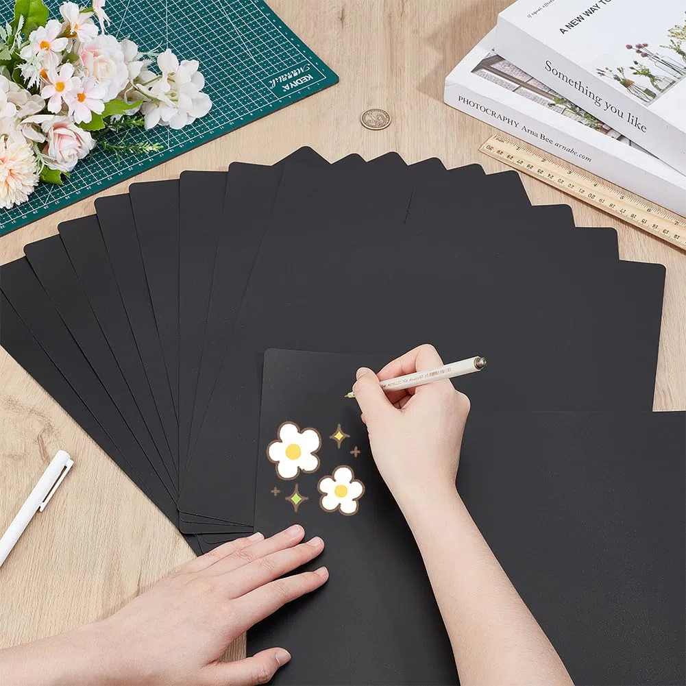 BENECREAT 36 Divisore per Dischi In Vinile, Divisori per Album In Plastica con Linguette per CD e DVD, Organizzatore di Collezioni per Libreria, 35x32cm, Nero