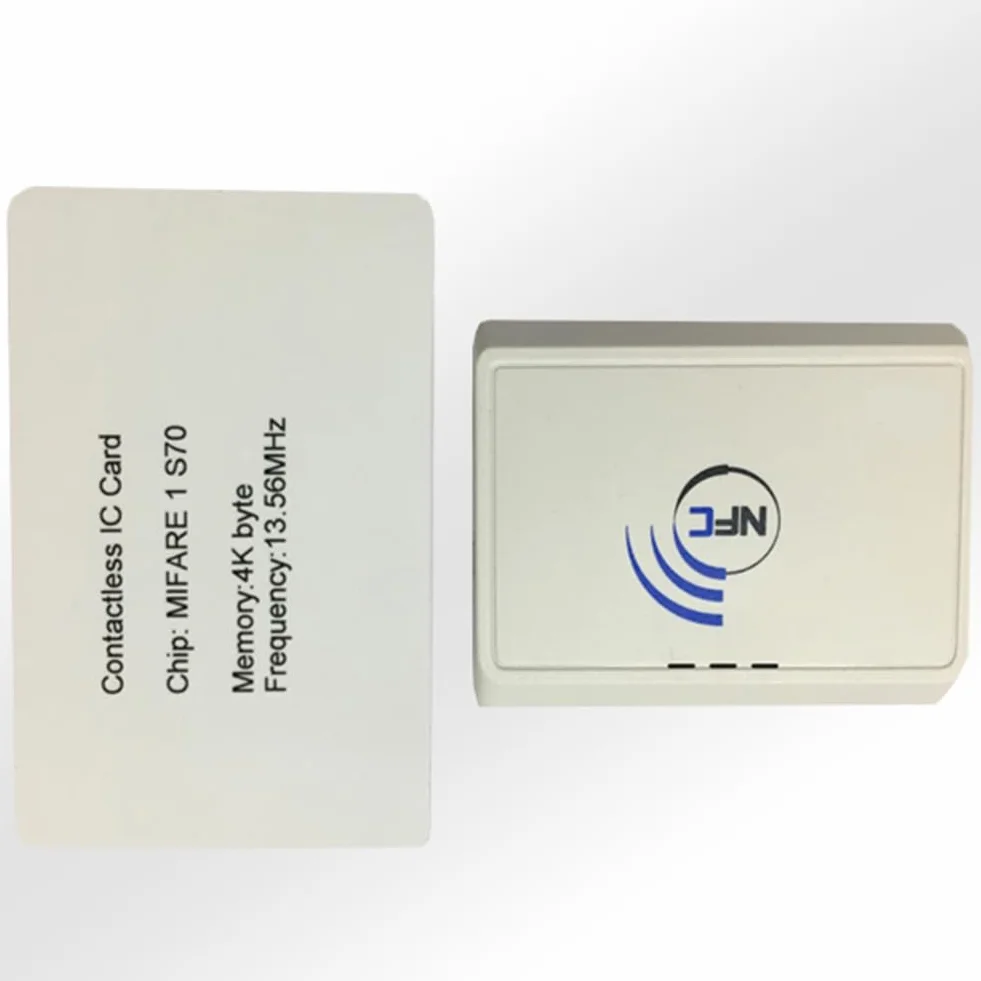 Lettore di schede mobile senza contatto senza fili 13.56MHz NFC Bluetooth Android RFID (ACR1311)