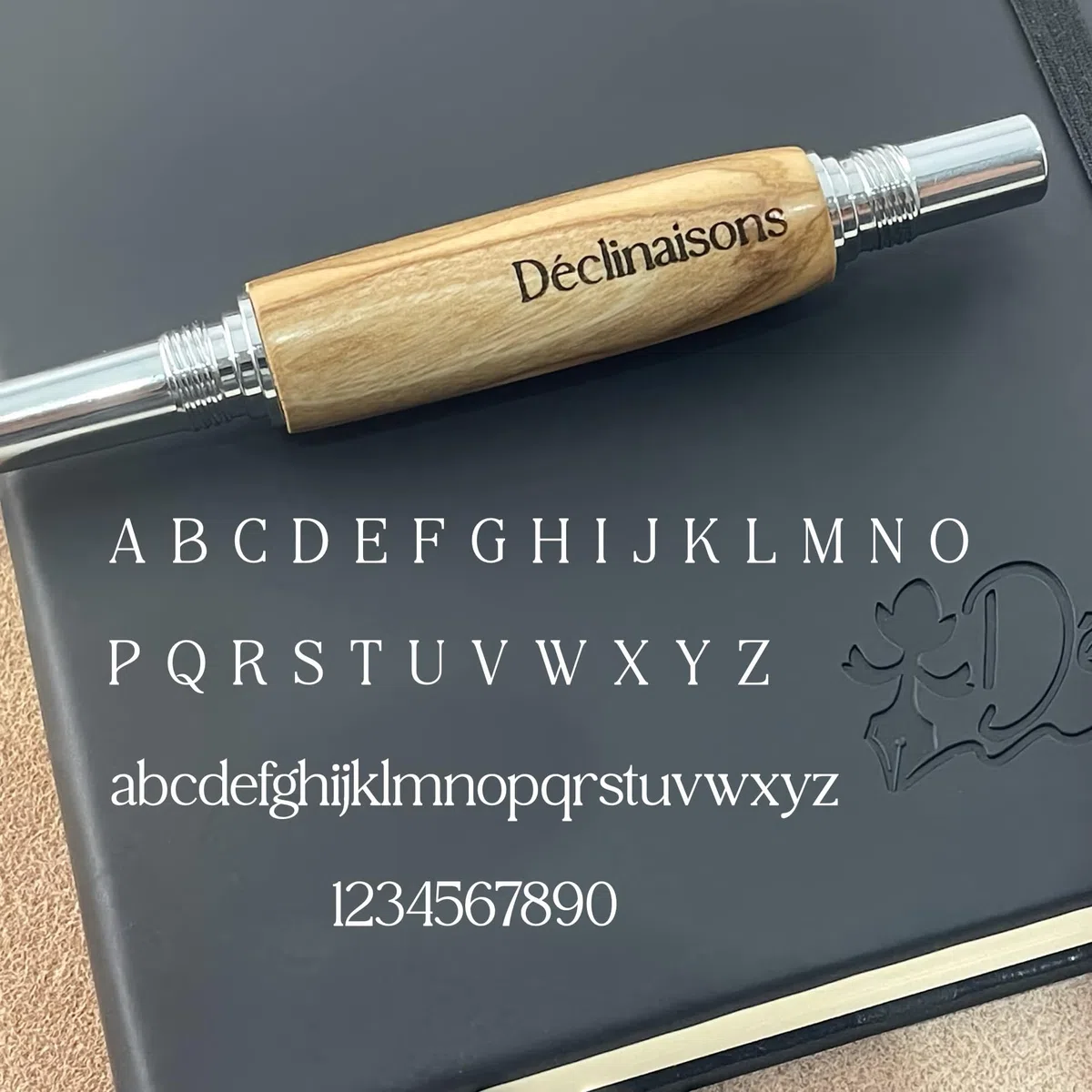 Penna Roller Premium Legno Ébano di Macassar Personalizzabile, Realizzato a mano in Francia, Personalizzato con incisione, Scatola Regalo Metallica Inclusa