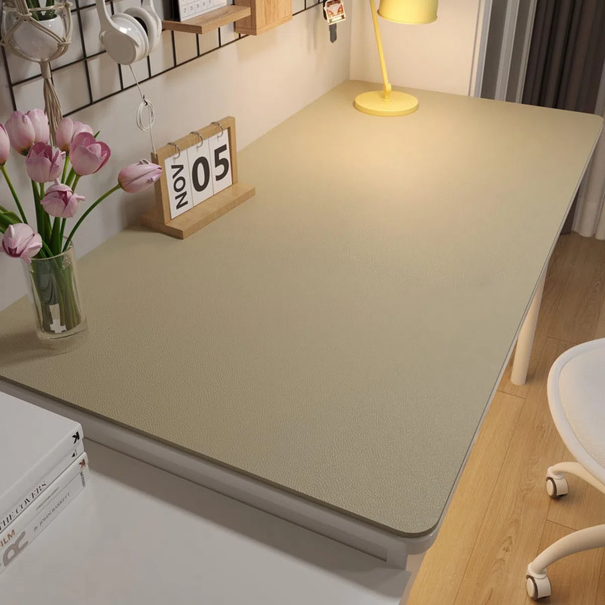 Tappetino Scrivania Grande Impermeabile Sottomano Scrivania in Pelle PU Rettangolare Antiscivolo per Ufficio e Casa Cachi, 60 x 120 cm