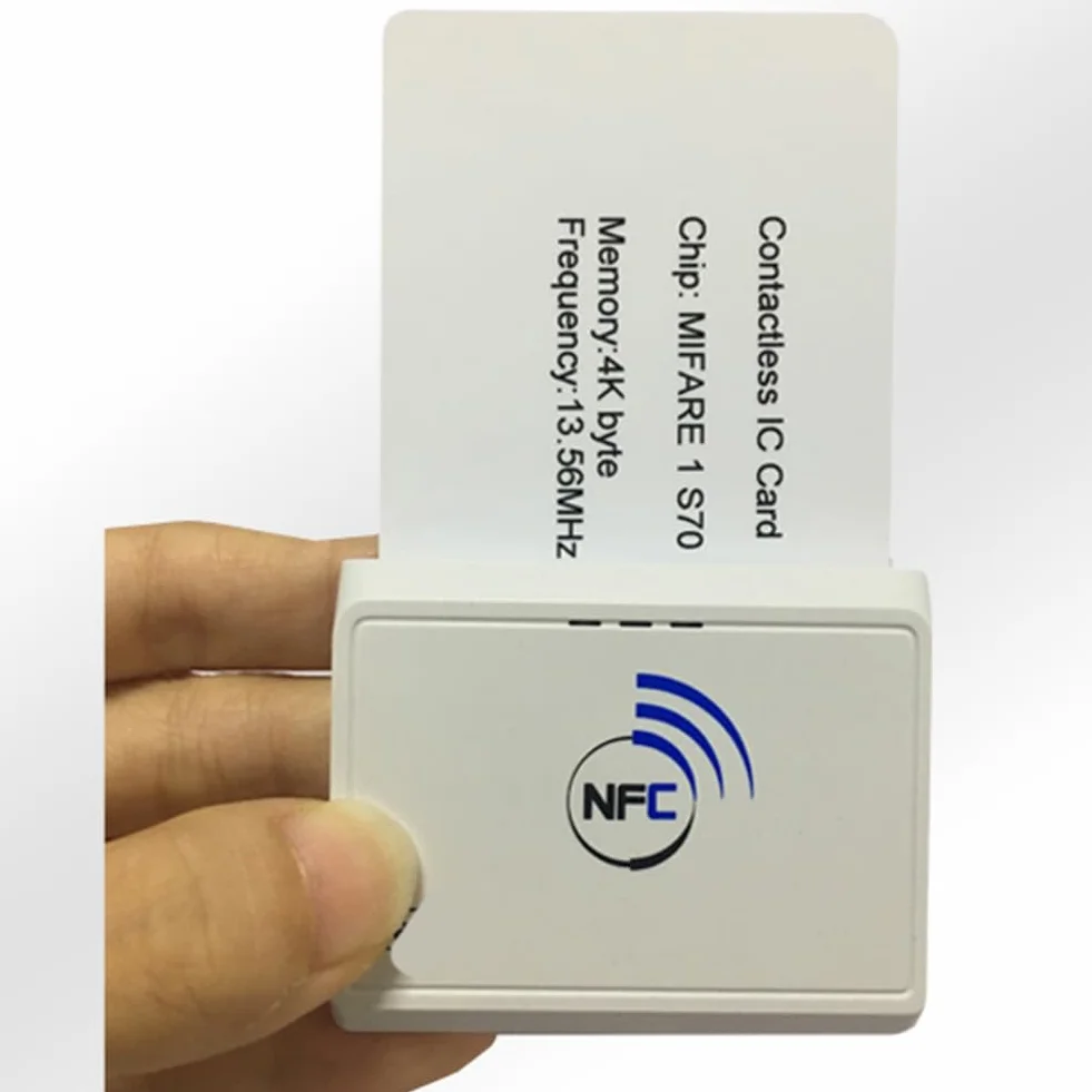 Lettore di schede mobile senza contatto senza fili 13.56MHz NFC Bluetooth Android RFID (ACR1311)