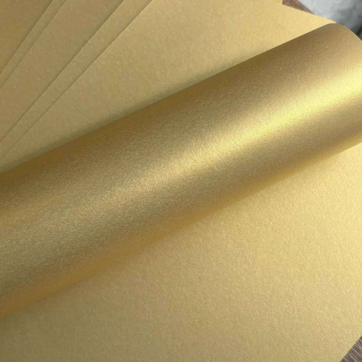 Fogli di carta dorati, formato A4, perlati, 120 g/mq, doppio lato, adatti a stampanti laser e a getto d'inchiostro