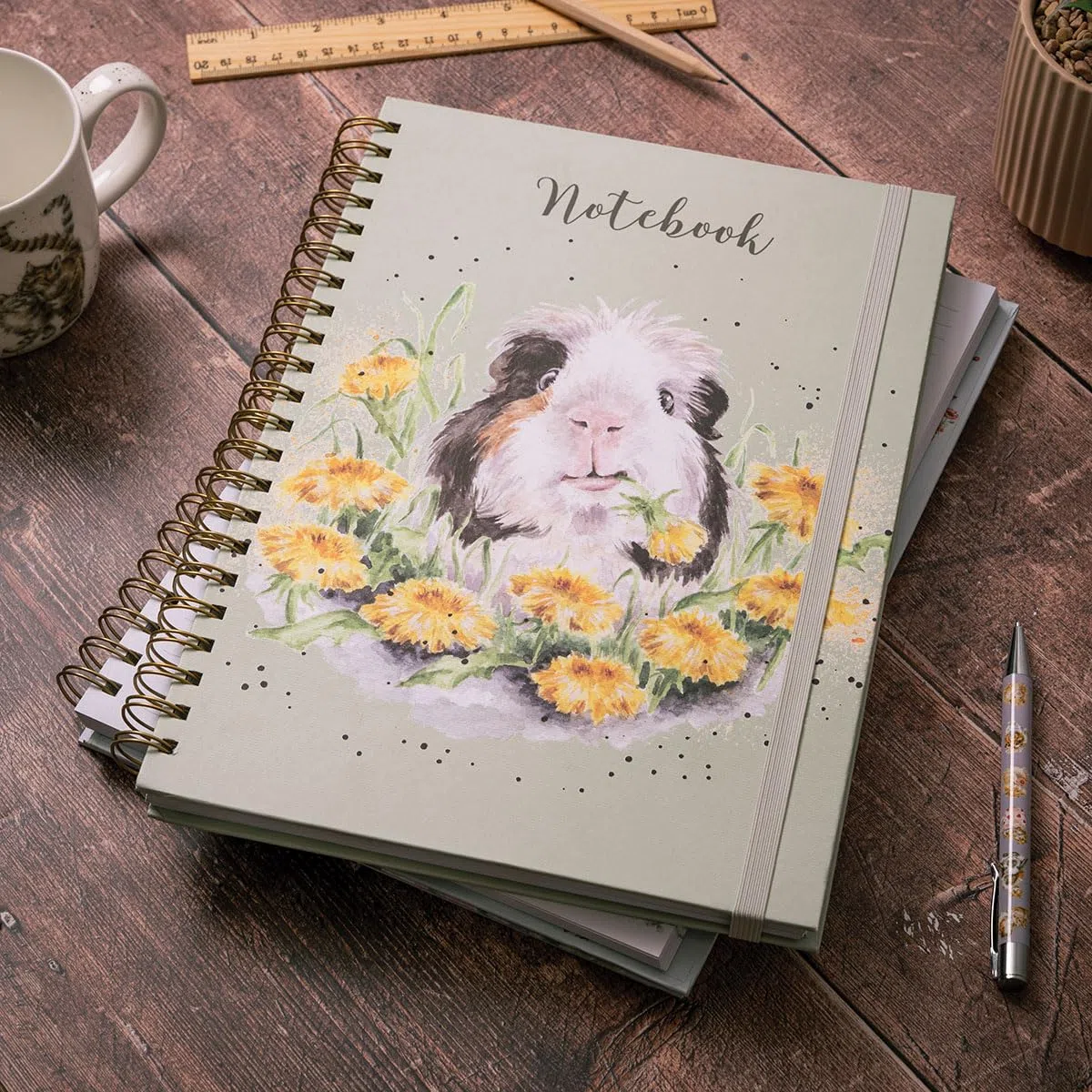 Wrendale Designs by Hannah Dale - Quaderno formato A4 con porcellino d'India