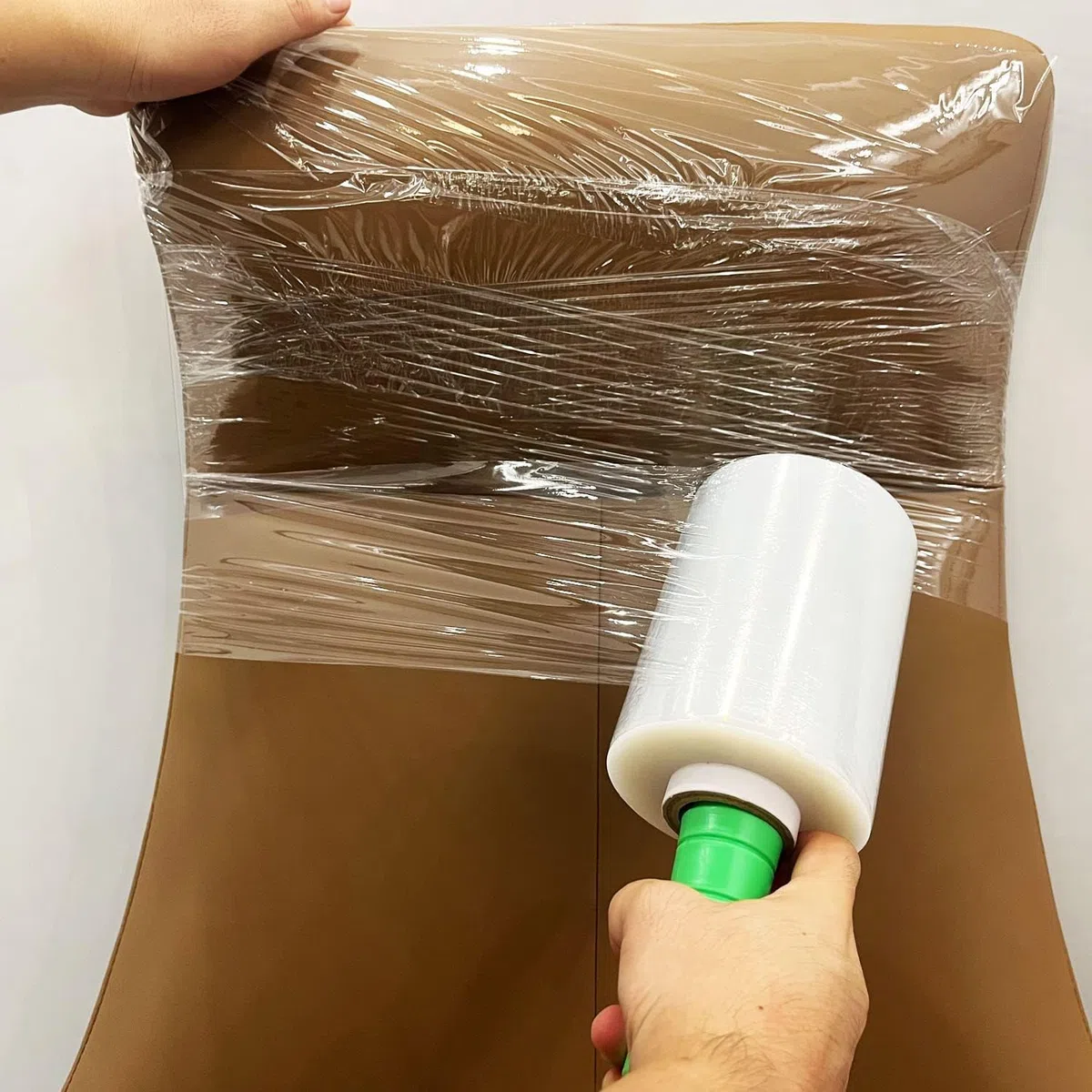 CHUANGSEED Pellicola estensibile trasparente con set di maniglie da 2 rulli, 13cmX305m, pellicola termoretraibile mobile, pellicola di imballaggio autoadesiva, adatta per uso domestico e commerciale