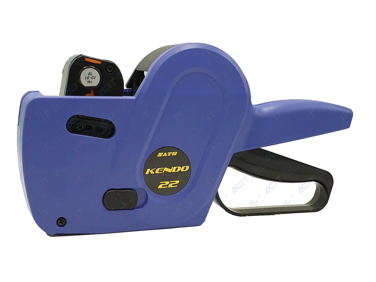 Etichettatrice Sato Kendo 22 + 3 rotoli di etichette. Prezzatrice manuale professionale ideale per negozio. Scrive prezzi date e lotti. (8 caratteri)