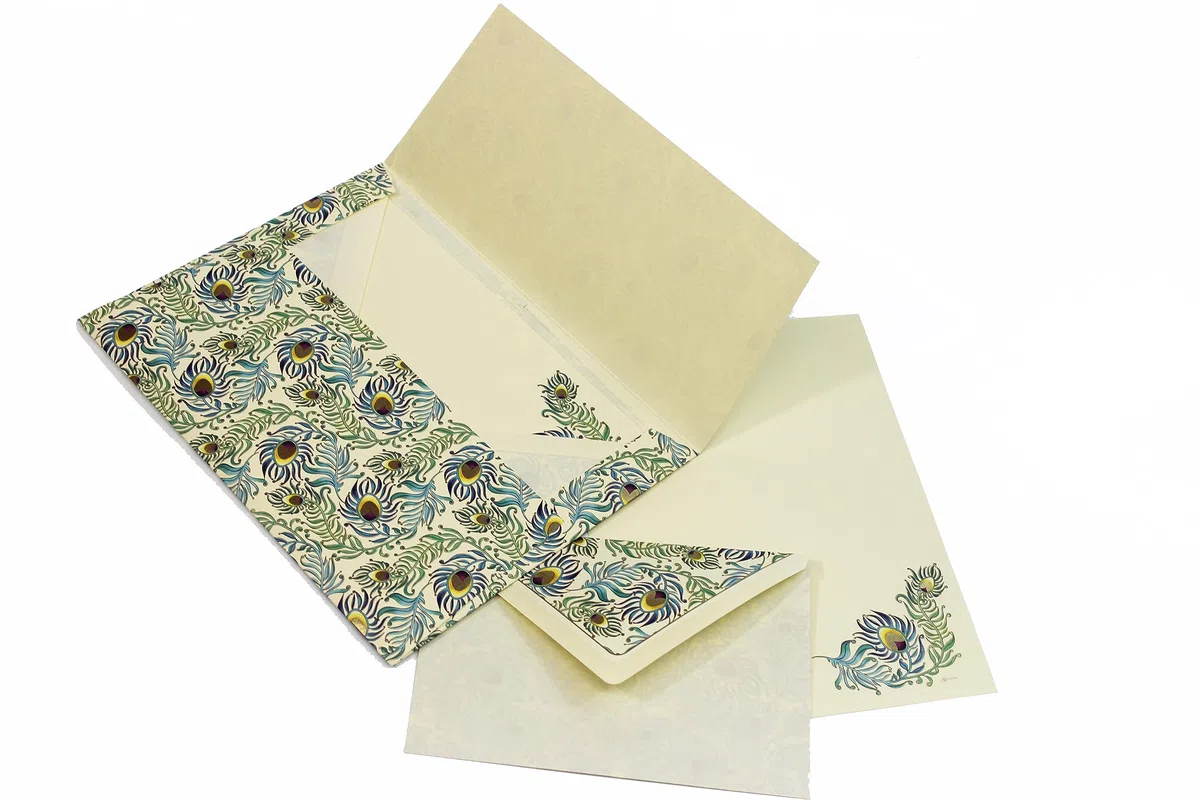 KARTOS 01 – 683100 – Peacock Portfolio, Made in Italy
