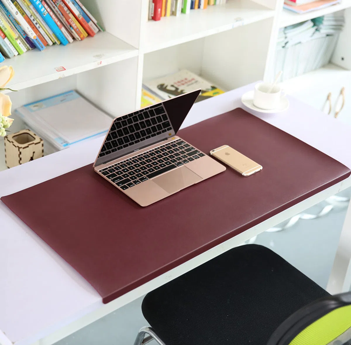 Tappetino da scrivania da ufficio con protezione bordi, antiscivolo, grande tappetino per mouse con bordo di fissaggio, impermeabile in pelle PU, per computer portatili, 80 x 40 cm, rosso vino