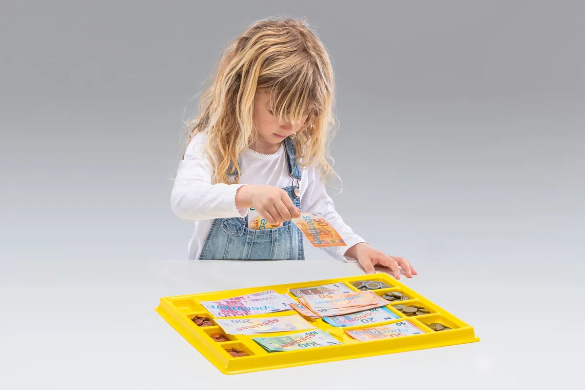 Wissner Box con 130 banconote e 160 monete per Scuola materna